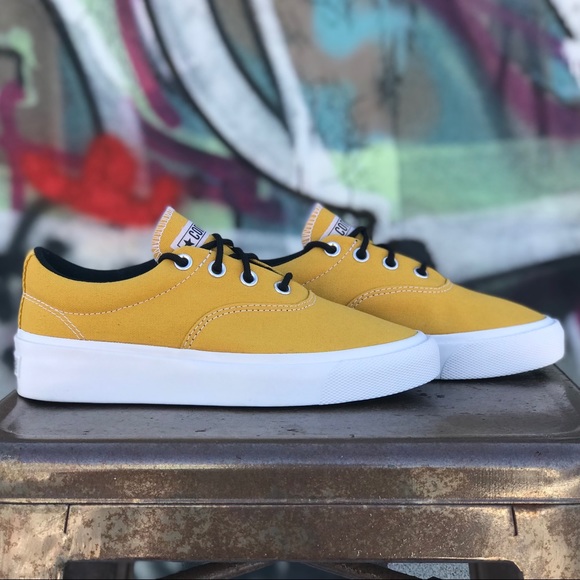 Wmns Converse Skid Grip CVO Ox Gold Dart Sneakers - Picture 6 of 10